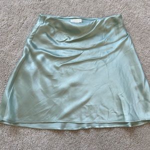 H&M Mint Green Satin Mini Skirt with Elastic waistband,Size Small GUC
